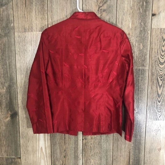 Silkland Red Embroidered Button down jacket 4P - Picture 5 of 5